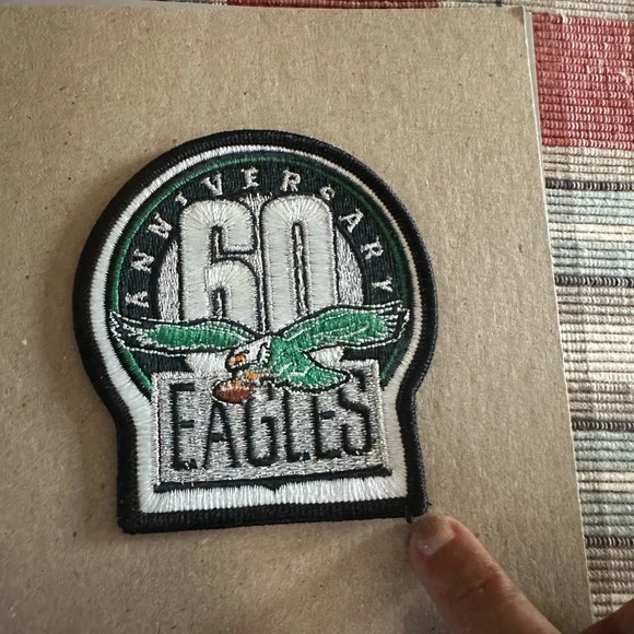 PHILADELPHIA EAGLES 60TH ANNIVERSARY NFL FOOTBALL PATCH - Picture 3 of 4